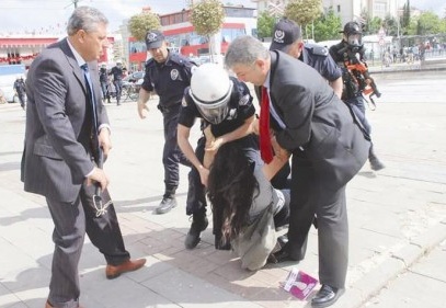 Önce MHP'liler, sonra polis saldırdı