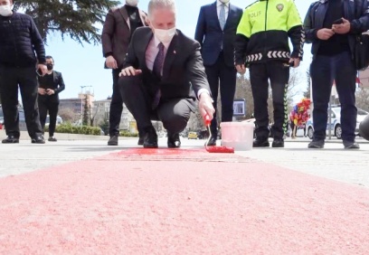 “Öncelik hayatın, öncelik yayanın"