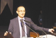 Önemli olan evrensel insan haklarını kabul etmektir