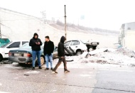 Onlarca araç zincirleme trafik kazasına karıştı