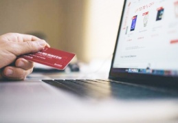 Online alışverişte influencer etkisi