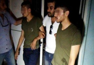 Operasyonda silahlarla birlikte polis montu da ele geçirildi 