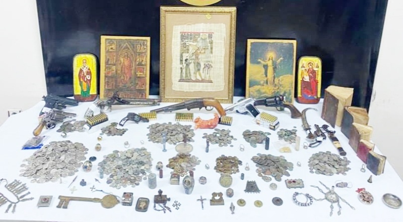 Operasyonlarda çok miktarda gümrük kaçağı malzeme ele geçirildi