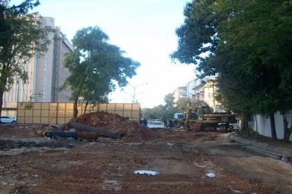 Ordu Caddesi&#8217;nde yeni yol çalışması sürüyor