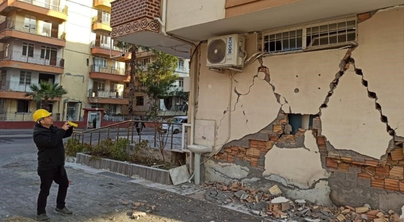 Organize Sanayi Bölgesinde bulunan sanayi yapılarındaki hasar tespit çalışmaları sürüyor
