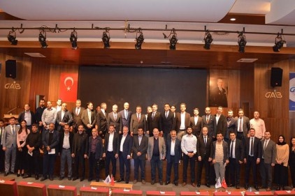 Ortadoğu&#8217;nun ayakkabısı Gaziantep&#8217;ten gidiyor 