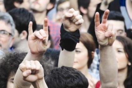 Ortadoğu&#8217;ya yeniden şekil veren güçler Türkiye&#8217;ye de yeniden şekil verecek