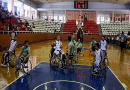 Osmangazi Belediyesi Tekerlekli Sandalye Basket Takımı'nı 78-54 mağlup ettiler