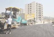 Osmangazi Mahallesi’nde asfalt çalışması yapılıyor