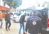 Osmaniye'de göçmen kaçakçısı suçüstü yakalandı