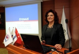 Ötenazi, tıp alanında tartışması süren etik sorun kümelerinden biri