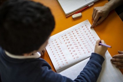 Otizmli çocuklar için gölge öğretmen uygulaması başlıyor