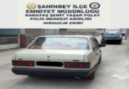Oto hırsızlığı şüphelisi 4 kişi yakalandı