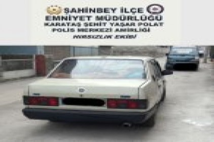 Oto hırsızlığı şüphelisi 4 kişi yakalandı