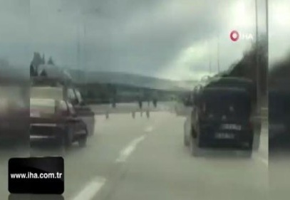 Otobanda ölüm yarışı