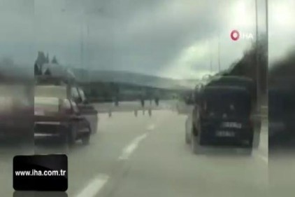 Otobanda ölüm yarışı