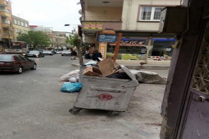 Otobüs durağı ve çöp konteynırı aynı yerde olur mu?