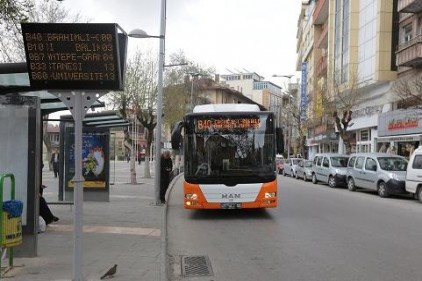 Otobüs ve tramvaylar ücretsiz hizmet verecek