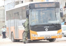 Otobüste unutulan poşet paniğe neden oldu