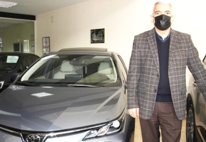 Otomobil piyasasında ciddi bir daralma ve sıkıntı var