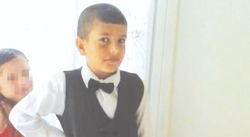 Otomobil takla attı: Çocuğu öldü, anne yaralandı