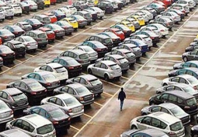 Otomobil ve hafif ticari araç pazarı daraldı