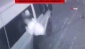 Otomobil ve motosiklet hırsızları önce kameraya sonra polise yakalandı