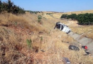 Otomobil yoldan çıktı: 1 kişi öldü, 2 kişi yaralandı