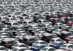 Otomobilde ithal, ticari araçta yerli tercih edildi