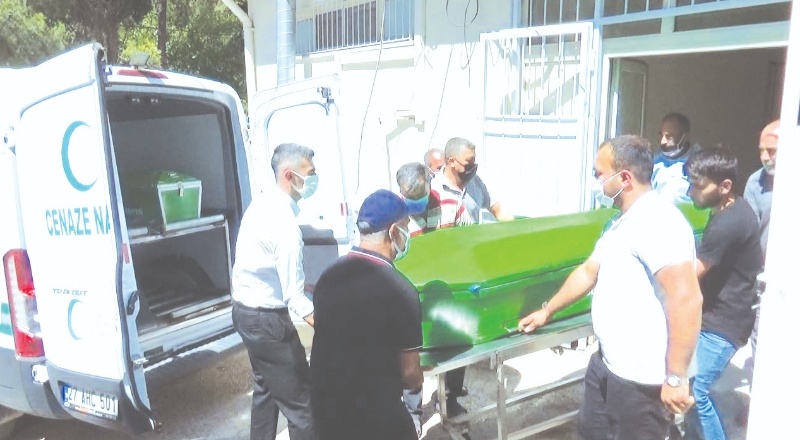 Otomobilde silahlı saldırıya uğrayan genç hayatını kaybetti