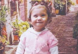 Otomobilin çarptığı 2 yaşındaki çocuk hayatını kaybetti