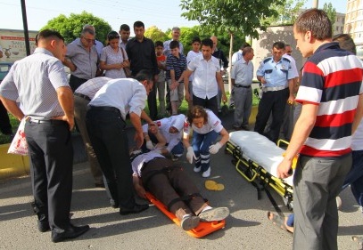 Otomobilin çarptığı bisikletli yaralandı