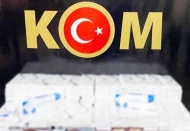 Otomobilin her yerinden kaçak sigara çıktı