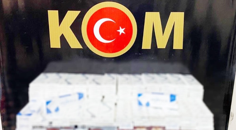 Otomobilin her yerinden kaçak sigara çıktı