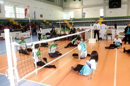 Oturarak Voleybol 1. LİG 1. Etap Müsabakaları sona erdi 