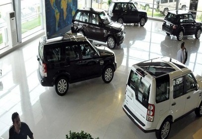 ÖTV lüks otomobilin hızını kesti