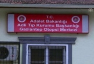 Oy kavgasında ölen muhtar adayı ve kardeşleri dualarla defin edildi 