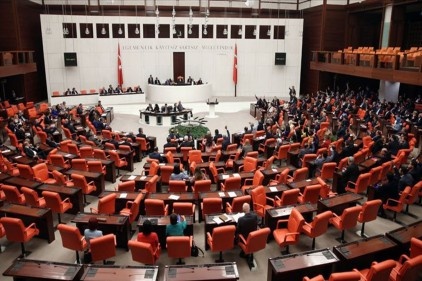 Oylamada 329 kabul oyuna karşılık, 159 ret oyu çıktı
