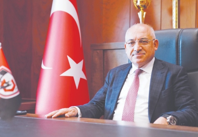 “Oynadığımız futbolla lige renk katmayı başardık”