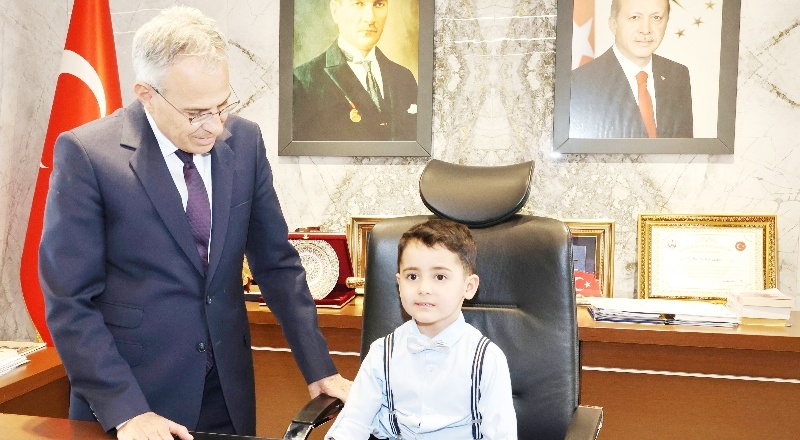 Özaydın koltuğuna Poyraz oturdu