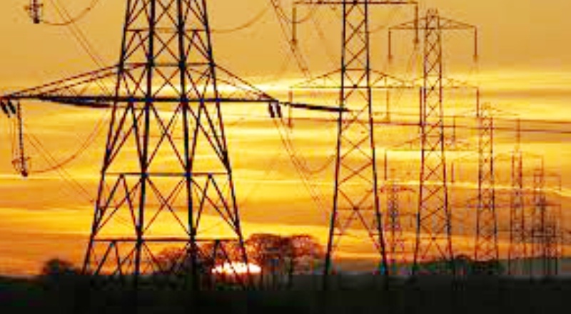 Özel elektrik şirketlerine verilen yardım, 2.4 milyon haneye yapılan yardımdan 30 kat fazla