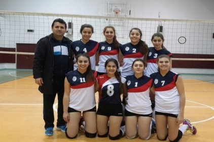 Özel İdare Anadolu Lisesi ve Doğa Koleji&#8217;ni 2-0 yendi