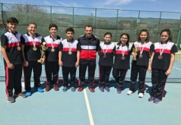 Özel SANKO okulları Yıldız Erkekler Kort Tenisi takımı il birincisi