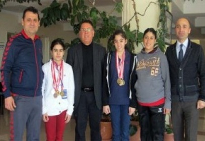 Özel Seçkin Koleji öğrencileri 19 birincilik aldı