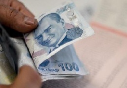 'Özel sektörde maaşlar 2017'de yüzde 9 artacak'