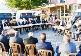 Özkeçeci, ilçe teşkilatlarını ziyaret ediyor