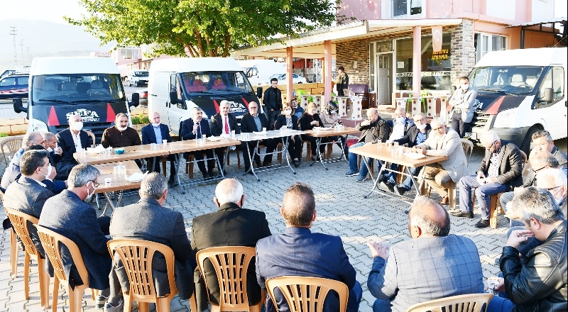 Özkeçeci, ilçe teşkilatlarını ziyaret ediyor