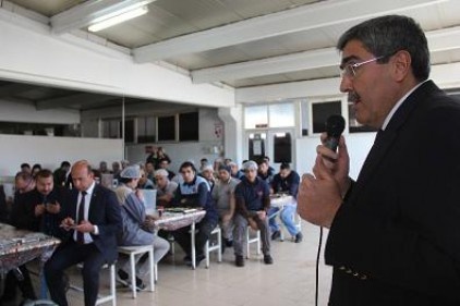 Özkeçeci ve Erdoğan fabrika işçileriyle buluştu