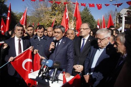 Özkeçeci&#8217;den Kudüs tepkisi