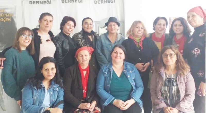 ‘Özlem Zengin, bu karanlık tablo ile gurur duymaktadır’